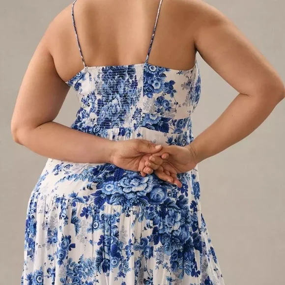 Maeve Drop-Waist Maxi Dress | Blue & White Floral - Picture 4 of 5